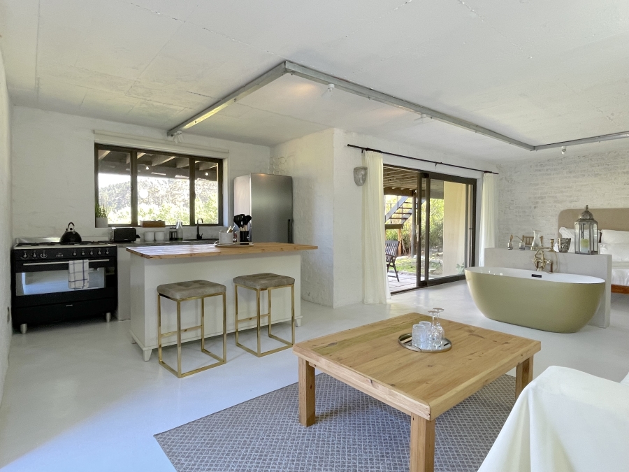 To Let 3 Bedroom Property for Rent in Constantia Nek Estate Western Cape